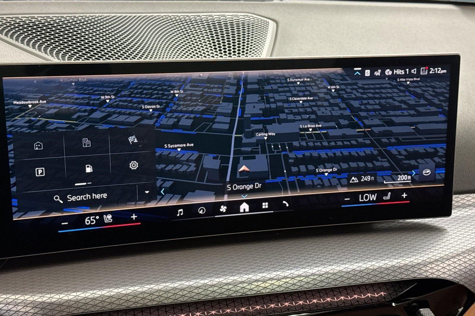 New 2026 BMW 330i Sedan w/ M Sport Package image 24