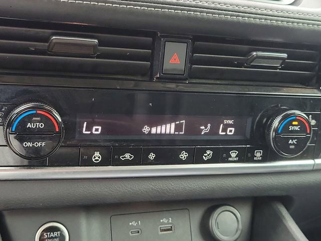 Used 2021 Nissan Rogue SV w/ Premium Package image 26