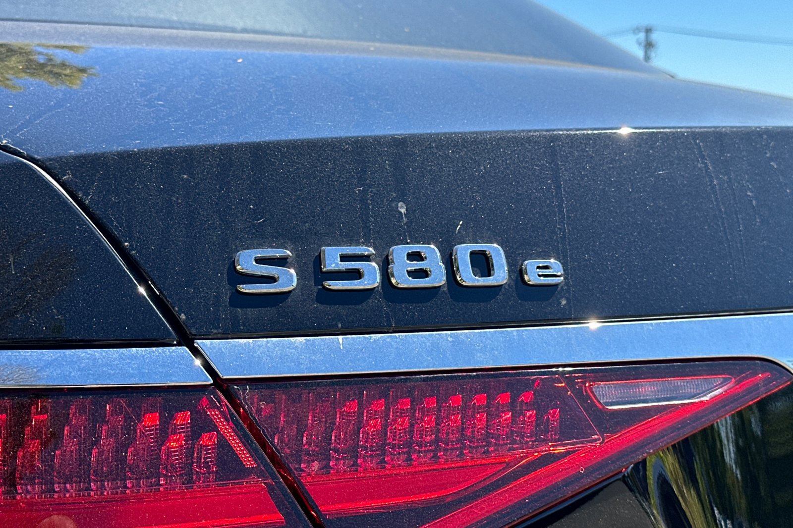 New 2025 Mercedes-Benz S 580e 4MATIC Sedan image 30