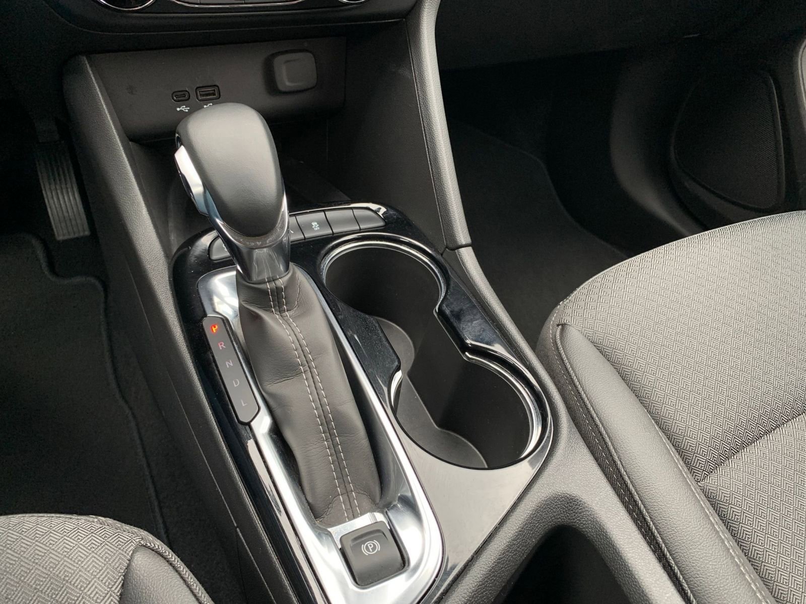 Used 2025 Buick Encore GX Preferred image 39