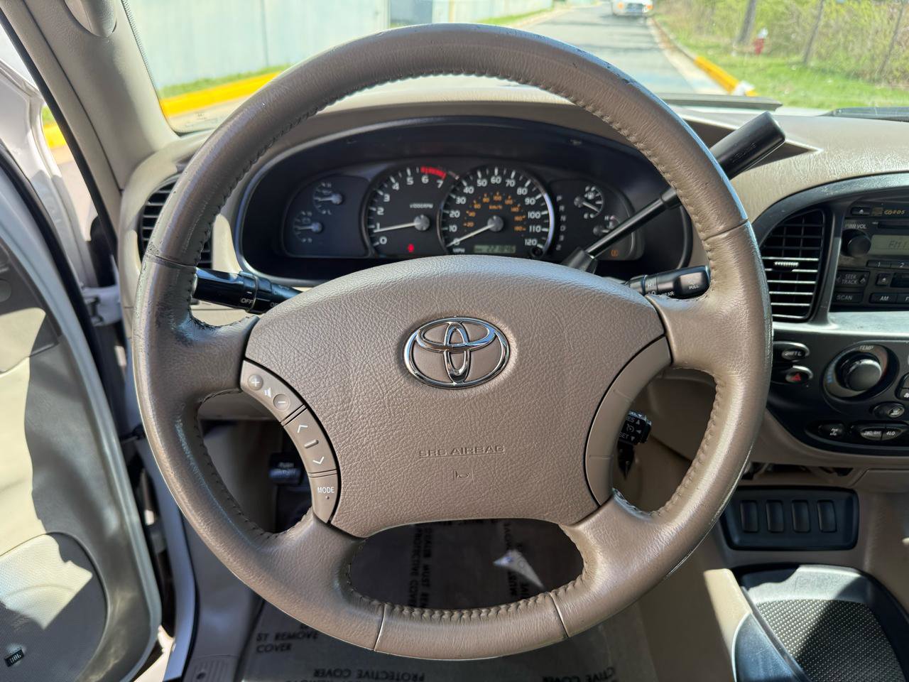 Used 2006 Toyota Sequoia SR5 image 33