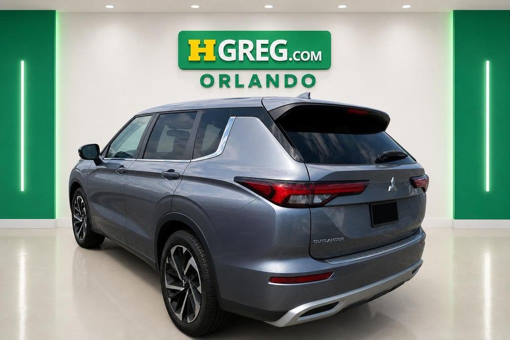 Used 2022 Mitsubishi Outlander SE AWD/4WD image 6
