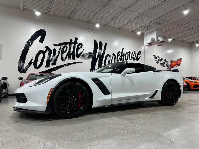 Used 2016 Chevrolet Corvette Z06 w/ Z07 Performance Package RWD image 16