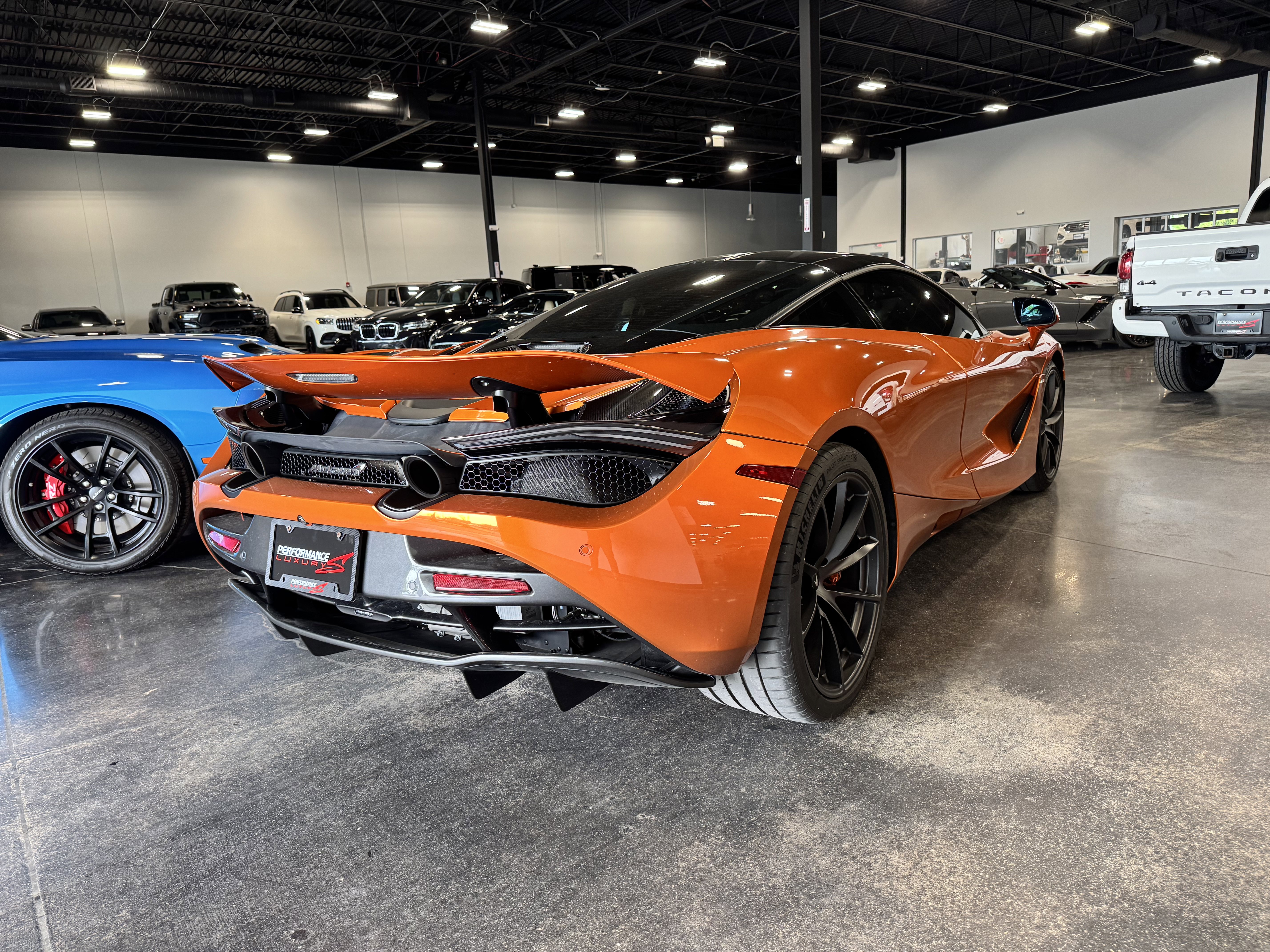 Used 2019 McLaren 720S Performance image 3