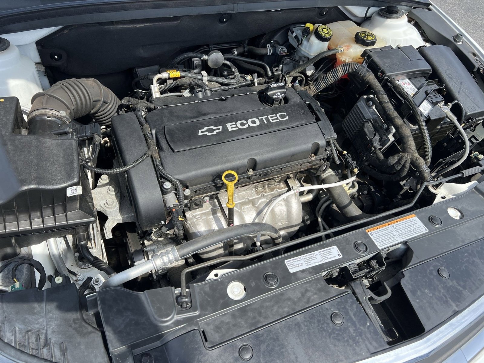 Used 2015 Chevrolet Cruze LS image 25