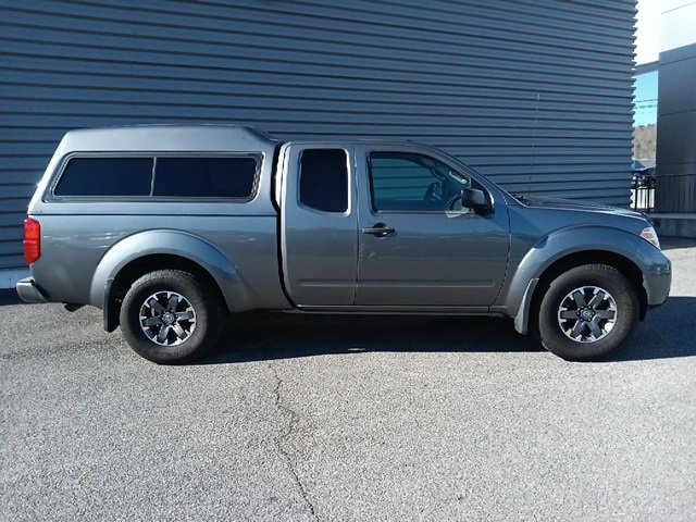 Used 2017 Nissan Frontier Desert Runner image 2