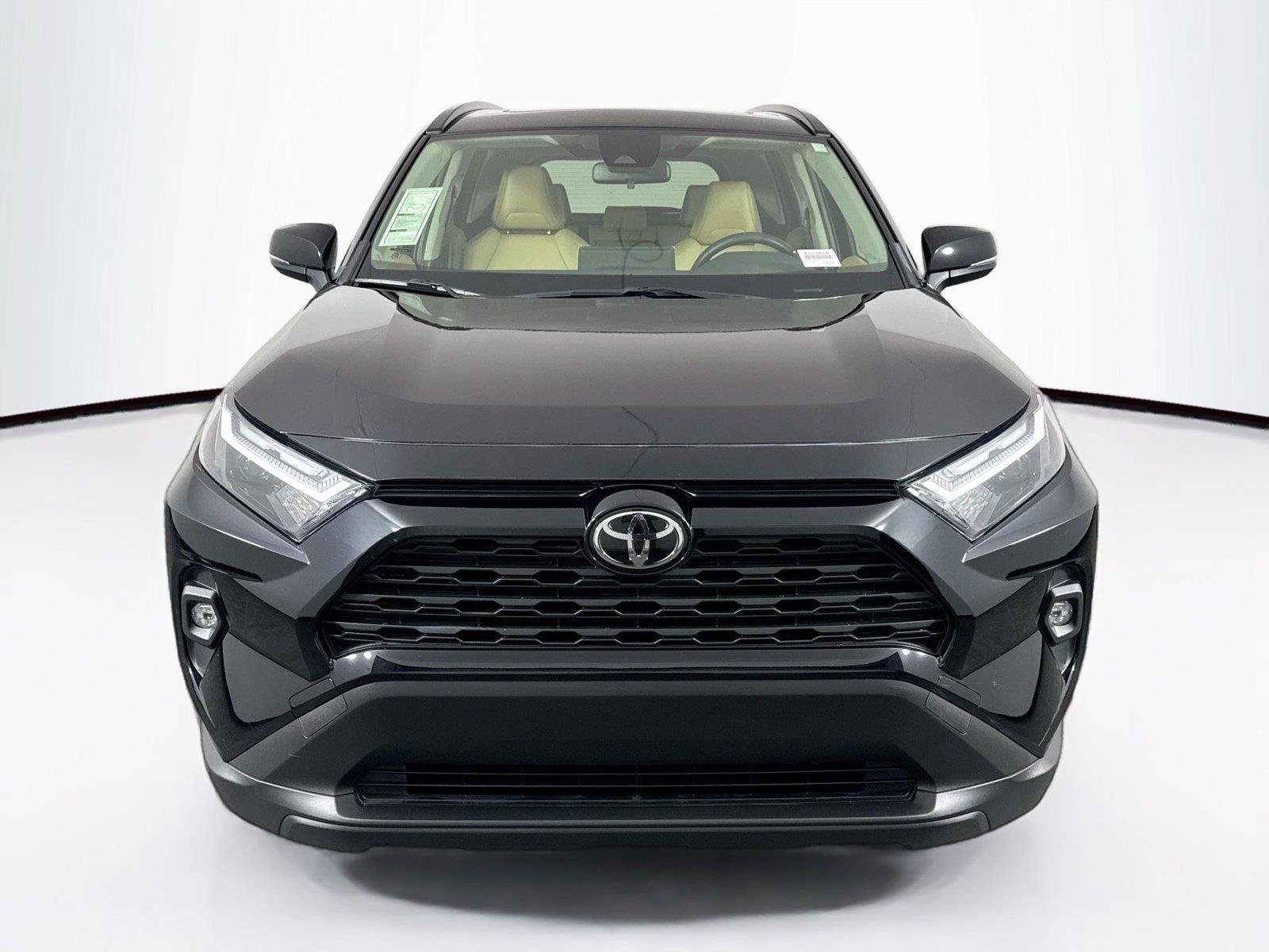 Used 2025 Toyota RAV4 XLE Premium AWD/4WD image 8