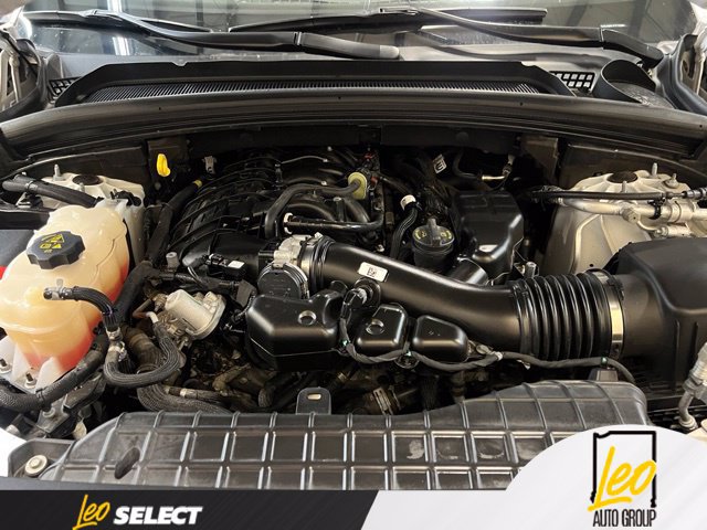 Used 2023 Jeep Grand Cherokee L Limited AWD/4WD image 37