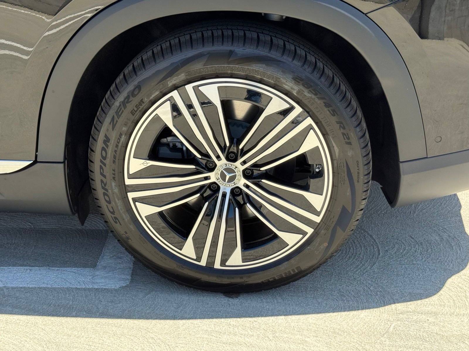 New 2026 Mercedes-Benz EQS 400 4MATIC SUV image 14