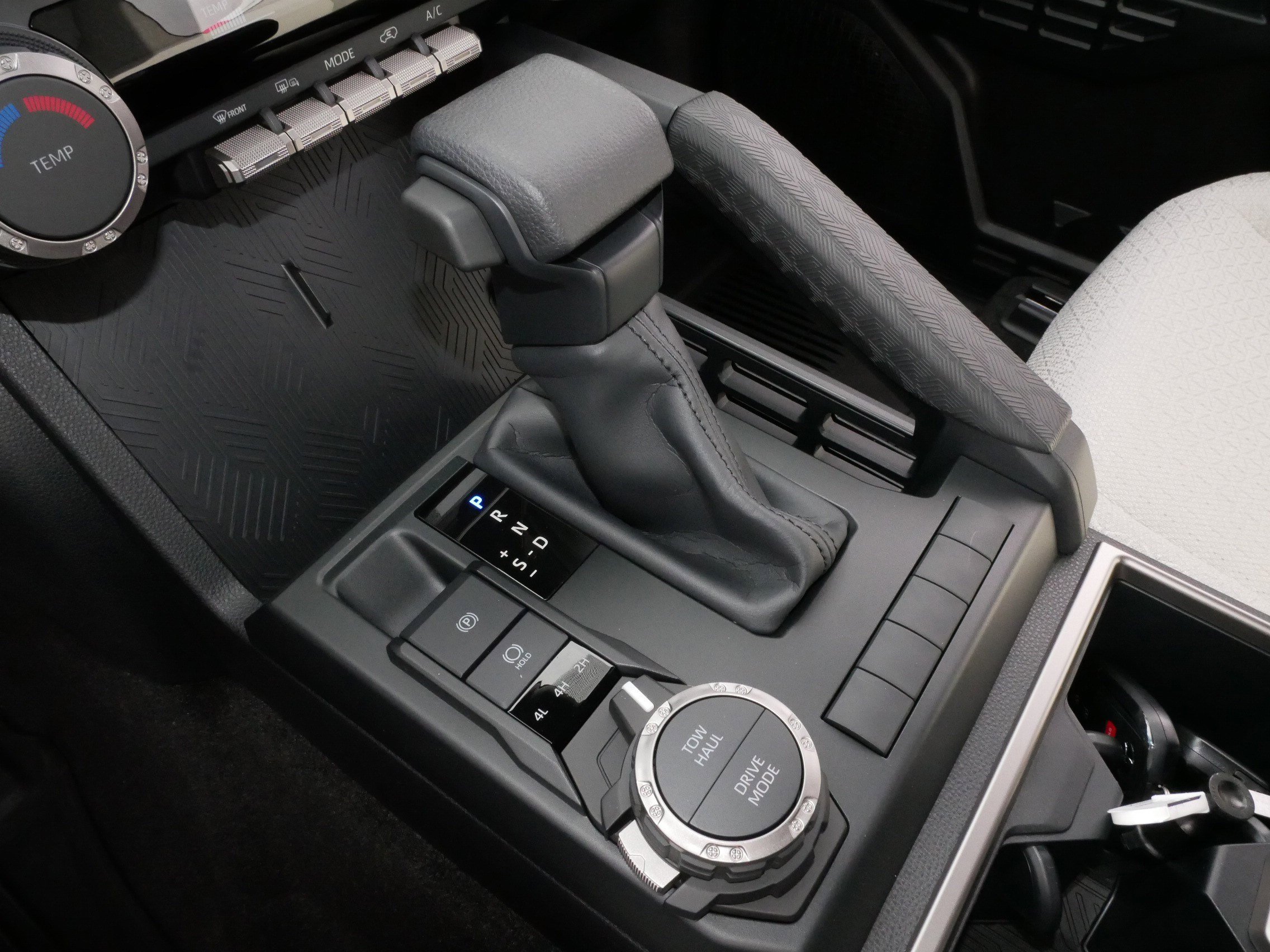 Certified 2025 Toyota 4Runner SR5 image 24