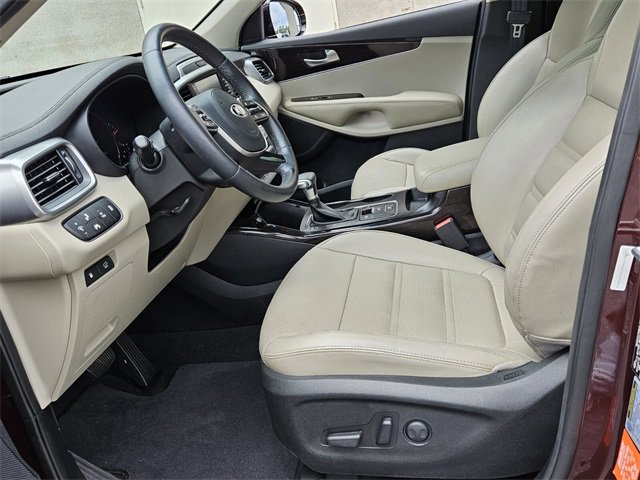 Used 2019 Kia Sorento EX w/ EX Touring Package image 6
