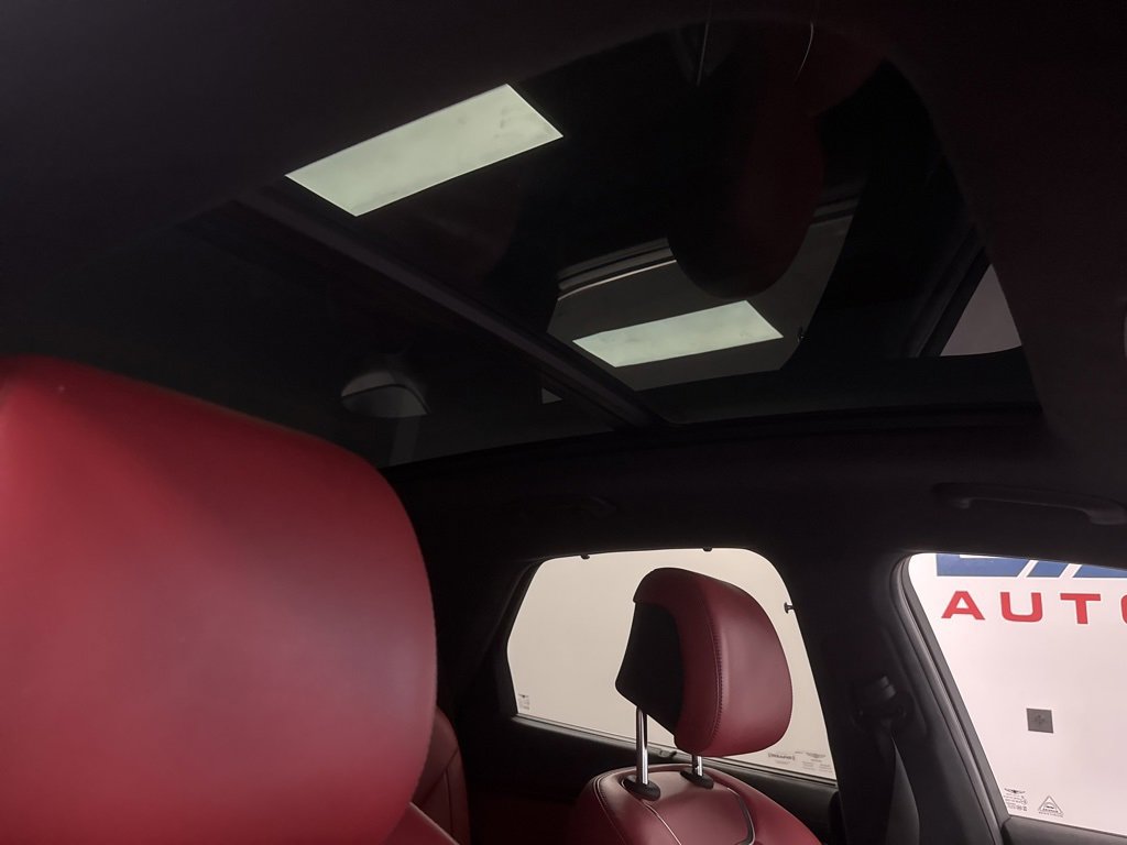 Used 2023 Genesis GV70 3.5T Sport w/ Sport Prestige Package image 38