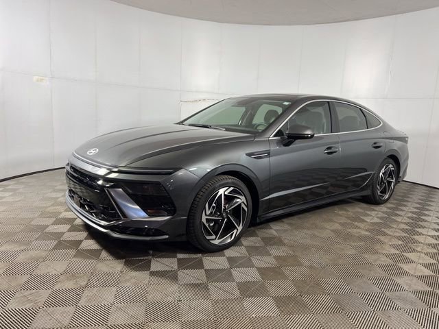 New 2025 Hyundai Sonata SEL FWD image 1