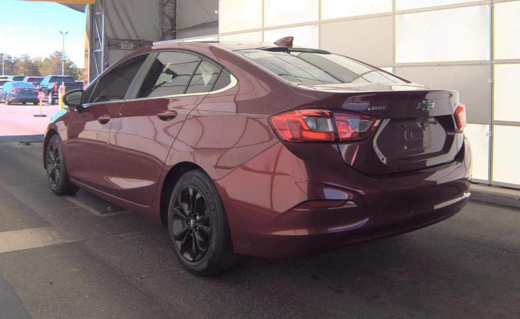 Used 2019 Chevrolet Cruze LT FWD image 5