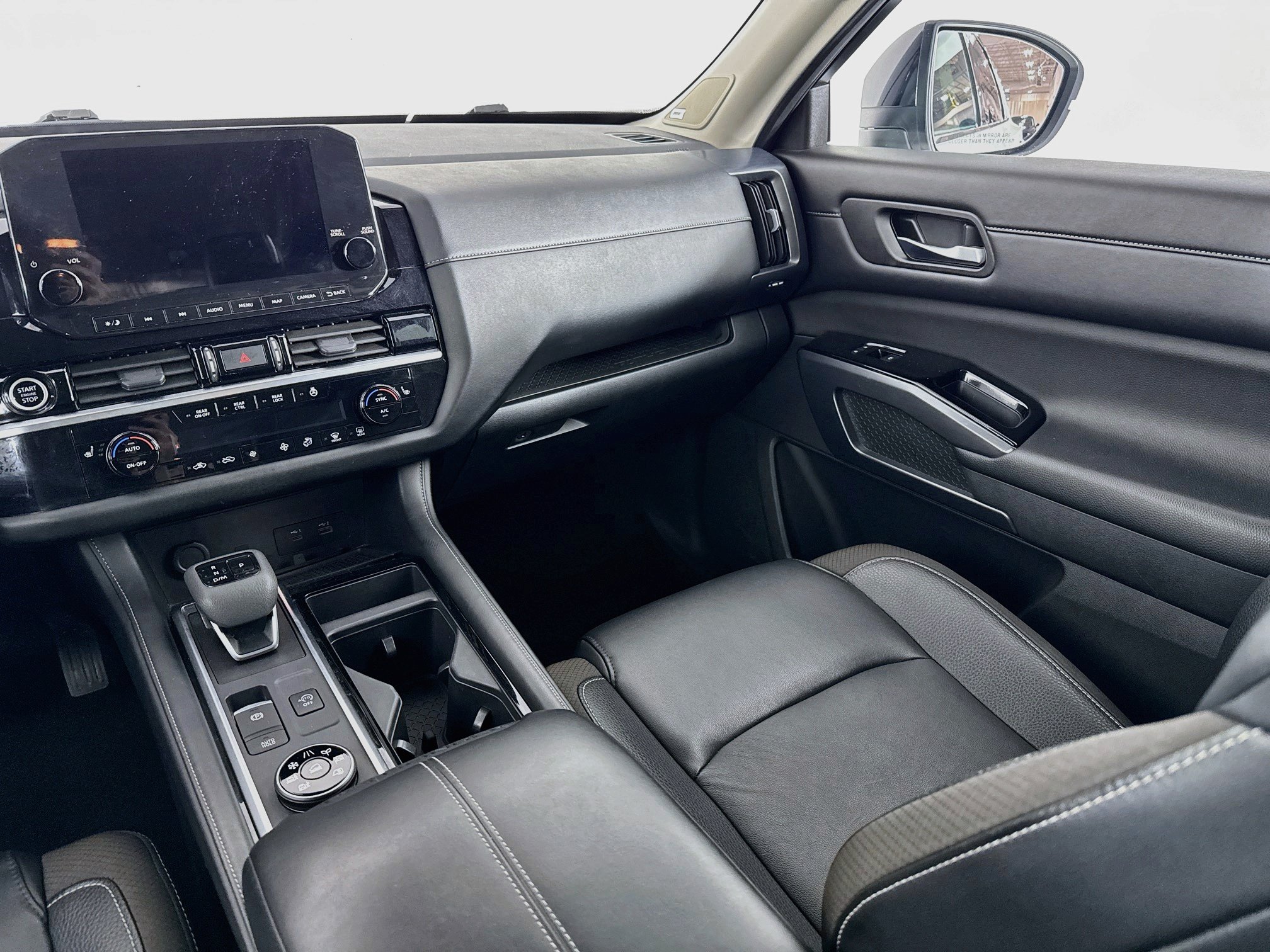 Used 2023 Nissan Pathfinder SL w/ SL Premium Package AWD/4WD image 25