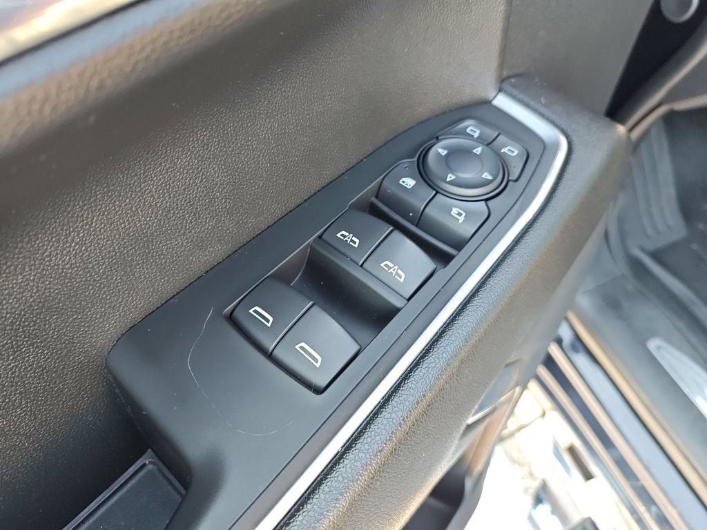 Used 2024 GMC Sierra 1500 SLT AWD/4WD image 11