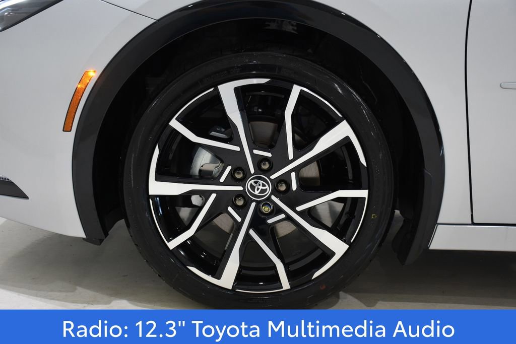 New 2026 Toyota Prius Plug-In Hybrid FWD image 6