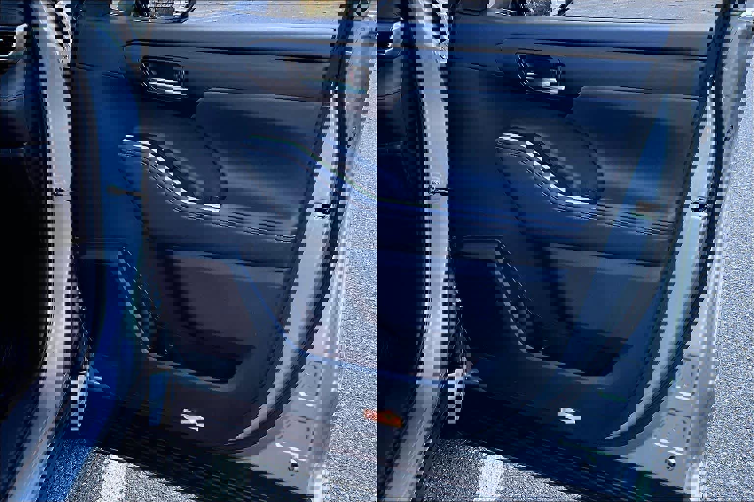 Used 2022 Toyota Highlander XLE image 22