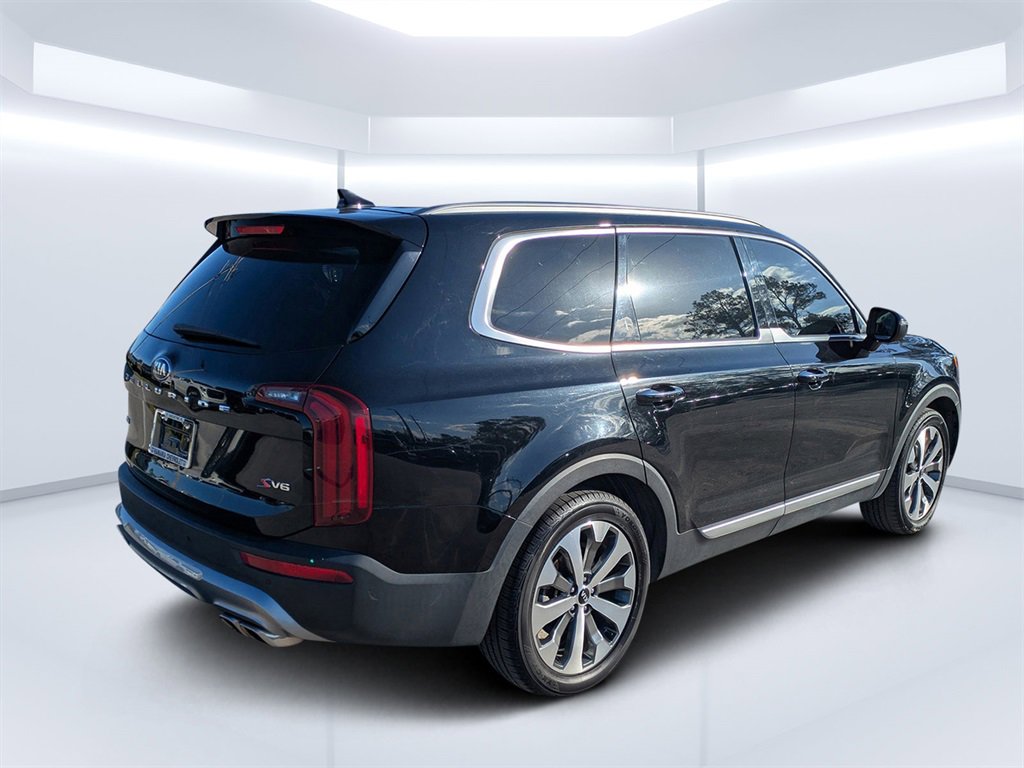 Used 2020 Kia Telluride S w/ S 8 Passenger Seating Package image 3