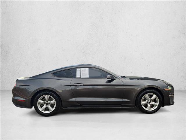 Used 2019 Ford Mustang Coupe RWD image 4