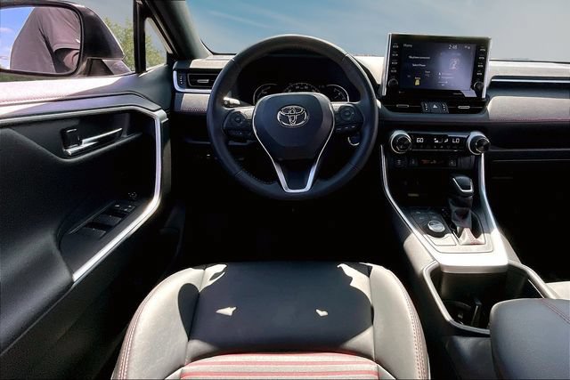 Used 2022 Toyota RAV4 XSE w/ Weather Package AWD/4WD image 8