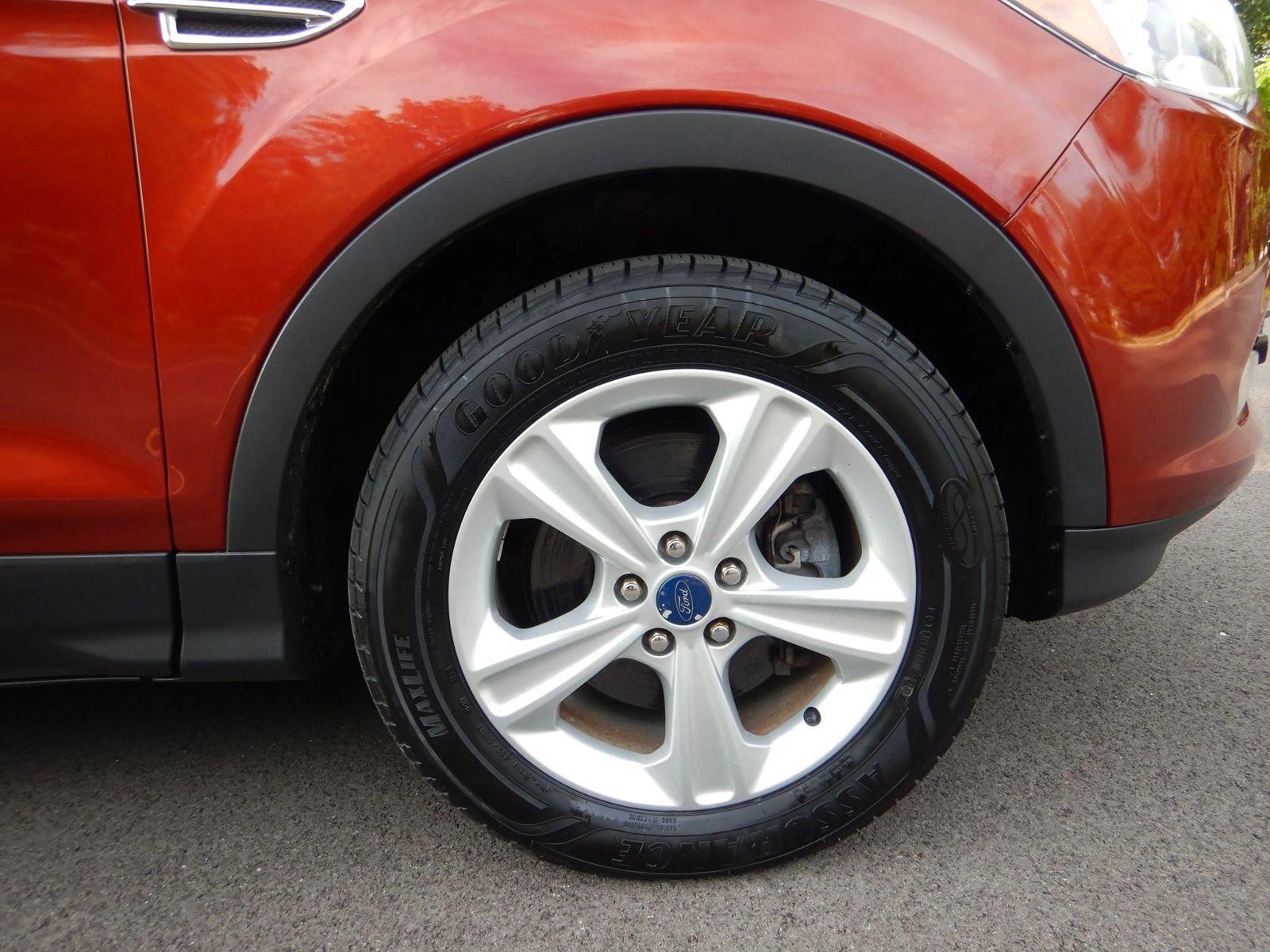 Used 2016 Ford Escape SE w/ Equipment Group 201A AWD/4WD image 27