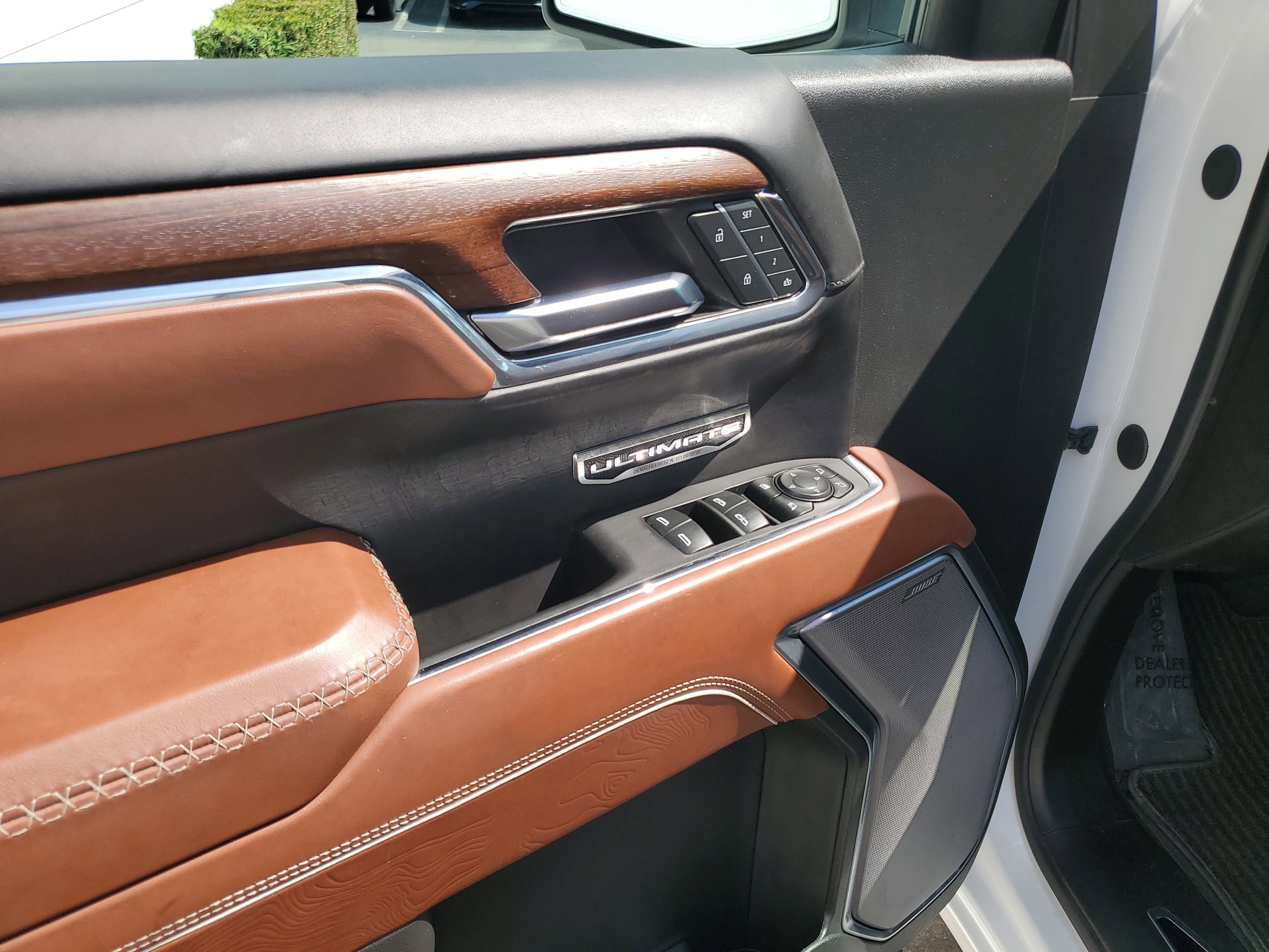 Certified 2024 GMC Sierra 1500 Denali Ultimate AWD/4WD image 19