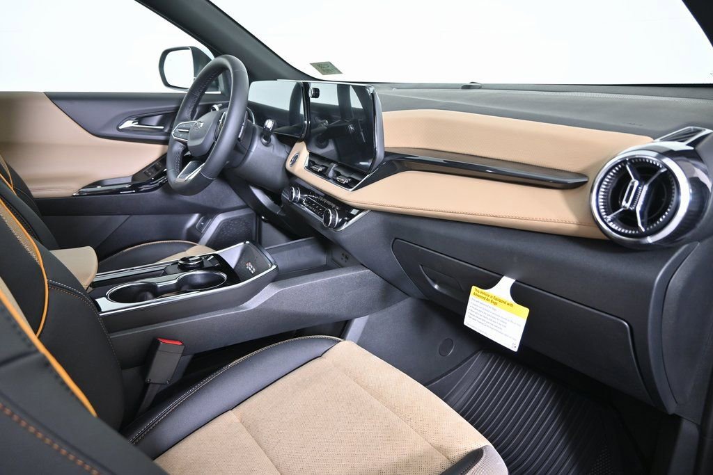 New 2026 Chevrolet Equinox ACTIV w/ Convenience Package III image 15