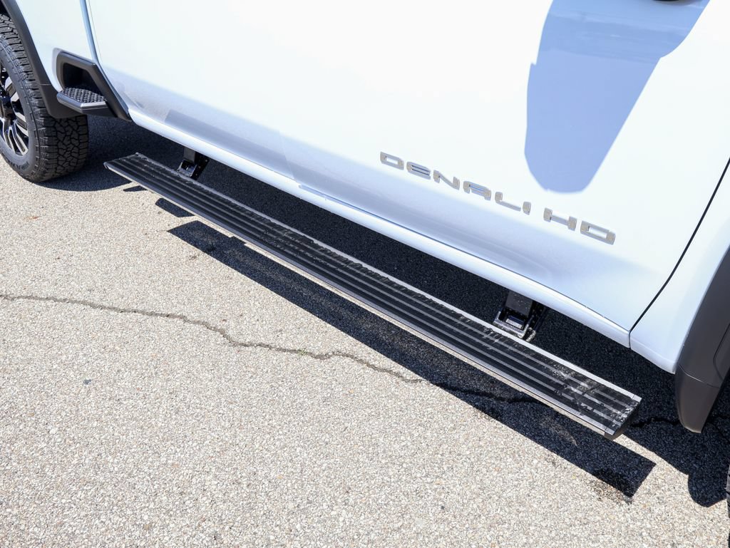 New 2026 GMC Sierra 2500 Denali Ultimate w/ Max Trailering Package AWD/4WD image 7