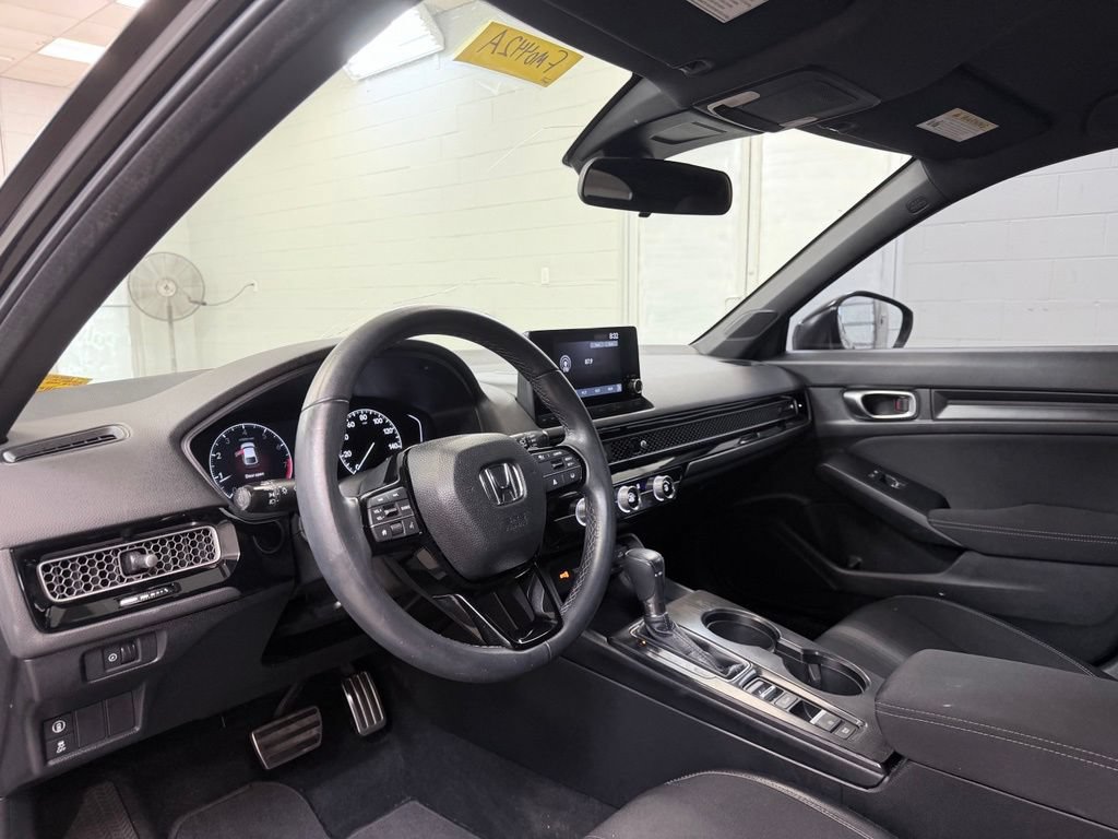 Used 2023 Honda Civic Sport image 14