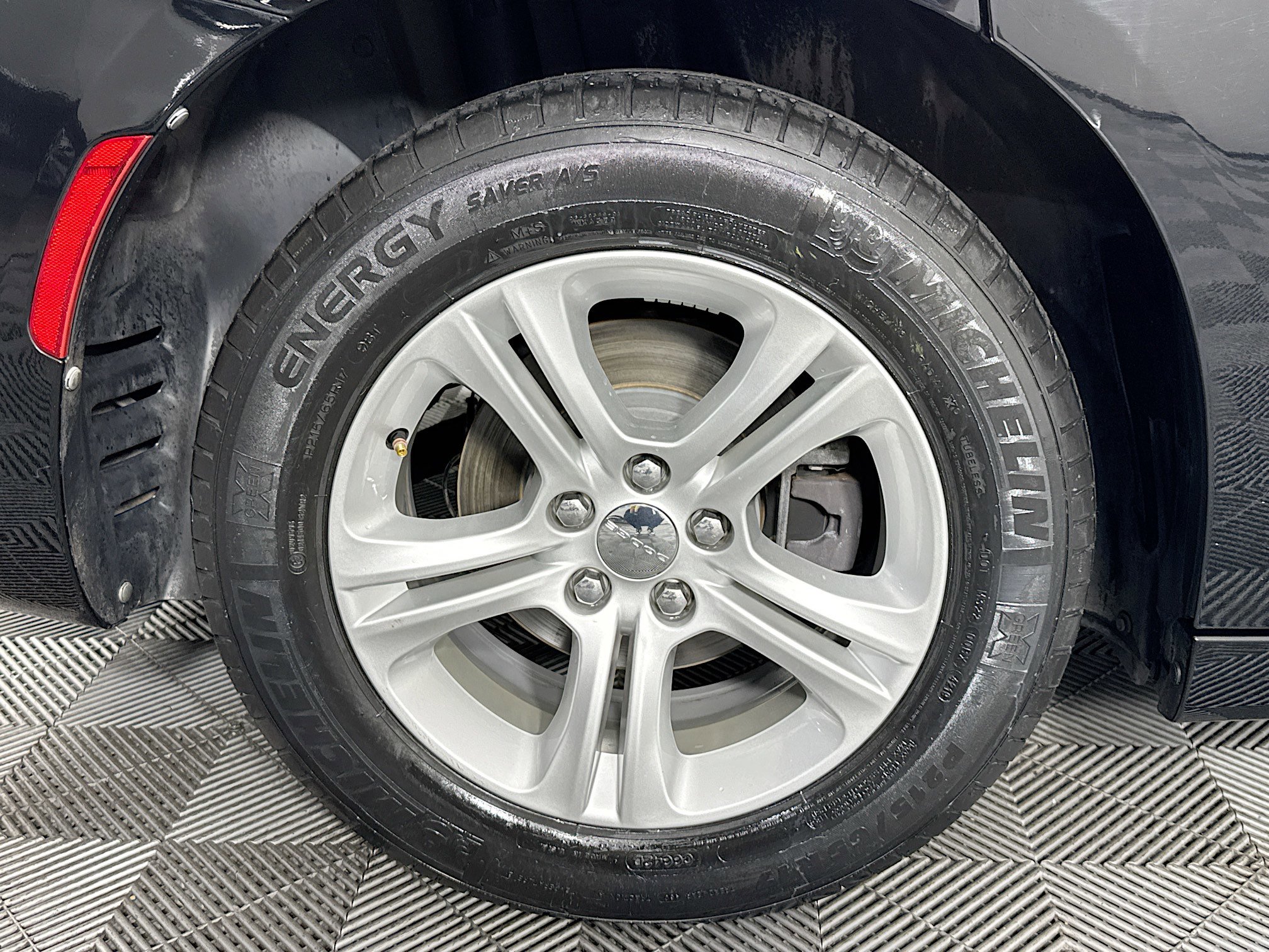 Used 2020 Dodge Charger SXT image 32