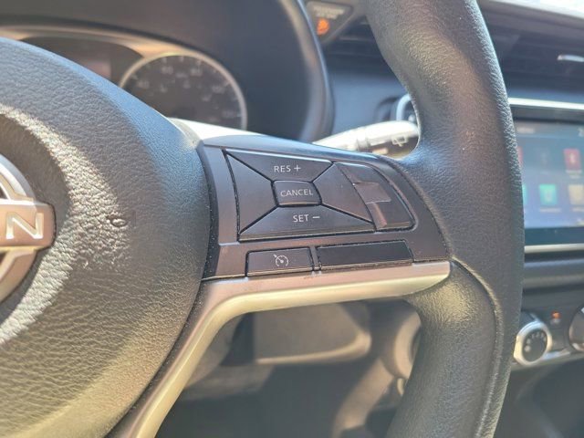 Certified 2022 Nissan Kicks S image 26