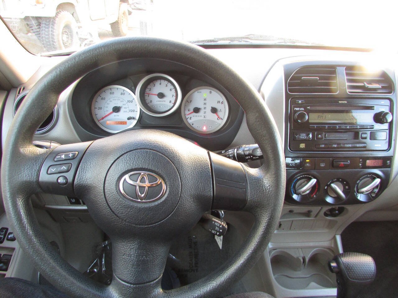 Used 2005 Toyota RAV4 2WD image 9