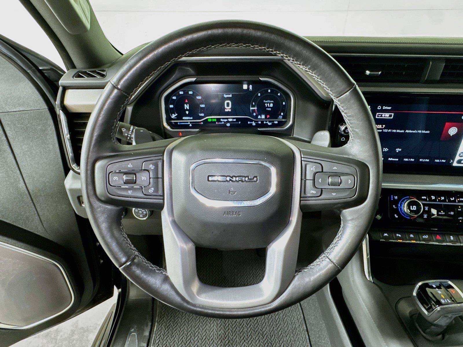 Used 2022 GMC Sierra 1500 Denali AWD/4WD image 9