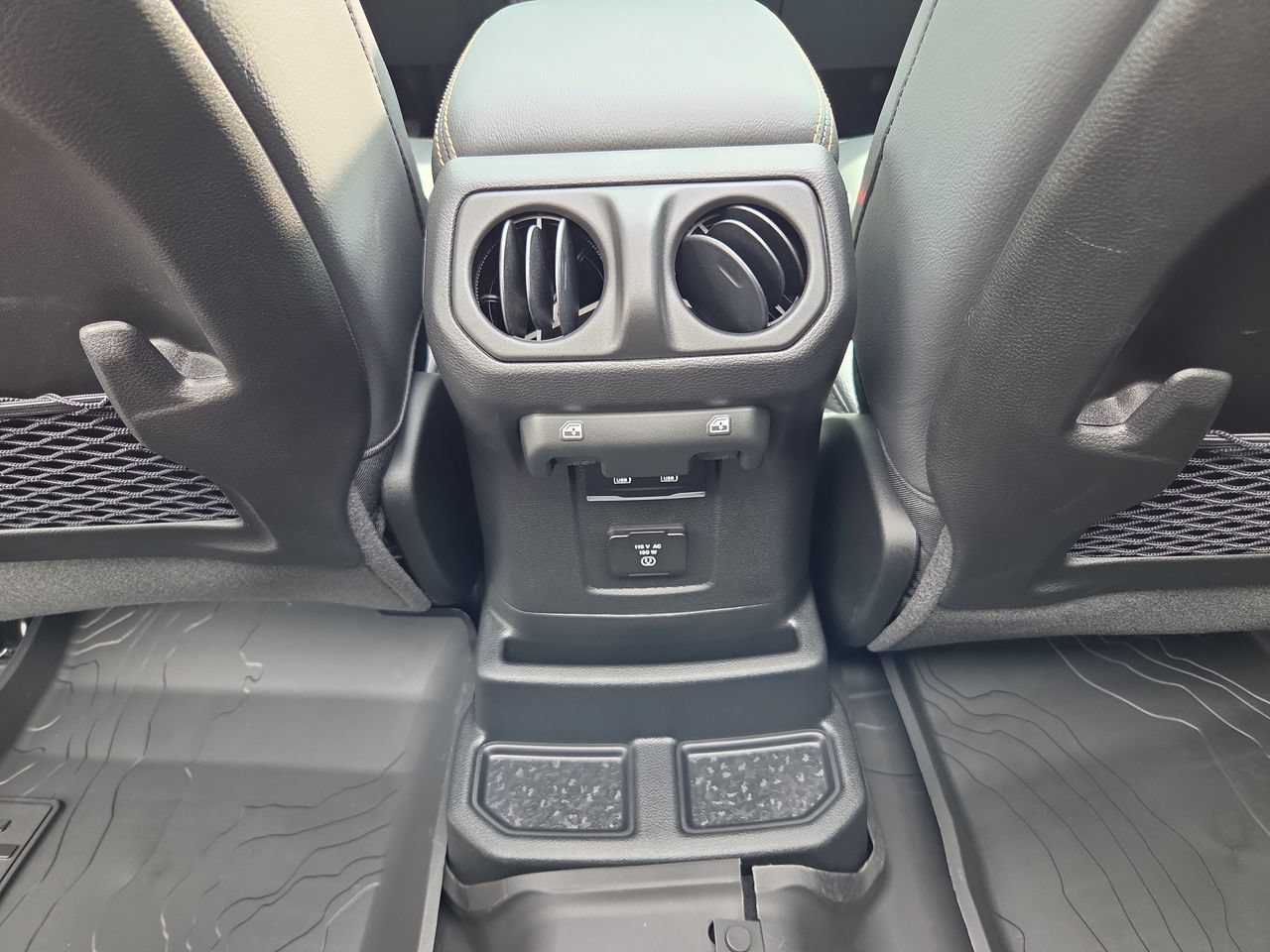 New 2027 Jeep Wrangler Unlimited Sahara AWD/4WD image 20