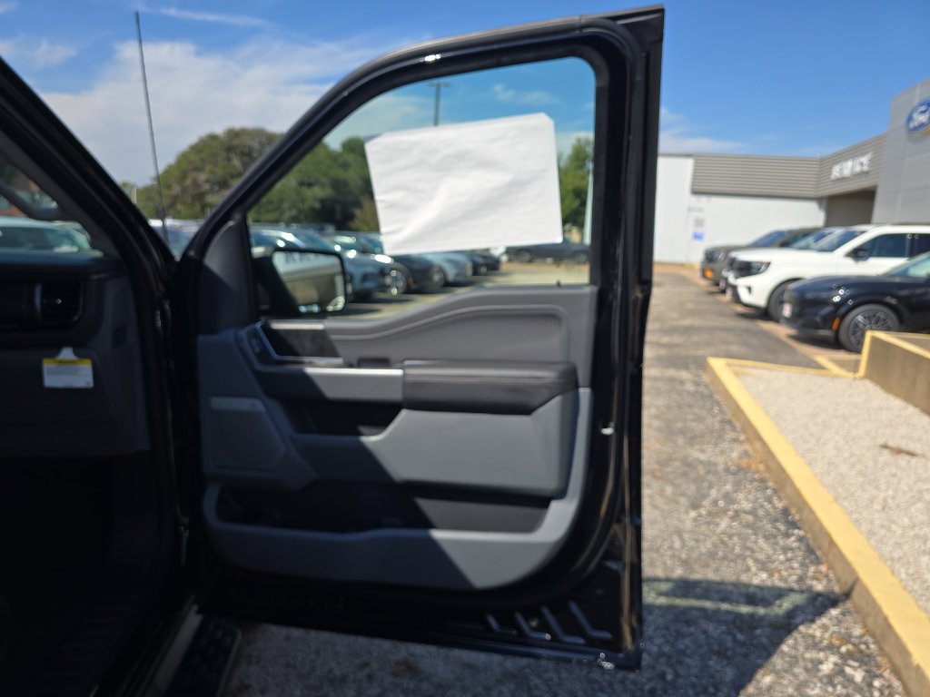 New 2025 Ford F150 Lightning Flash image 16