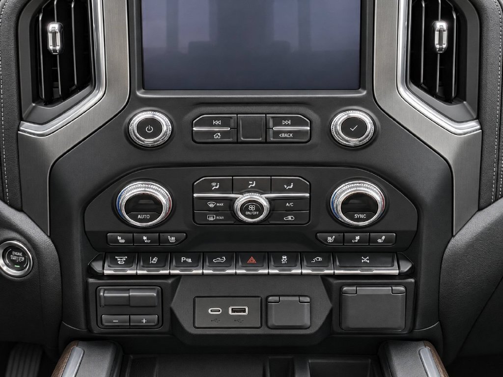 Certified 2023 GMC Sierra 3500 Denali w/ Denali Ultimate Package AWD/4WD image 13