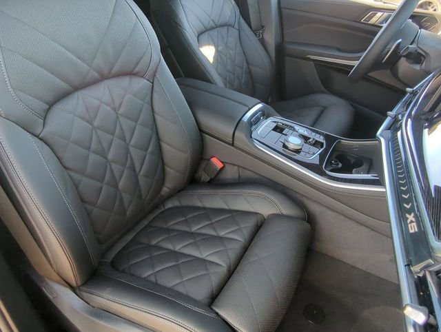 New 2026 BMW X5 xDrive40i w/ Executive Package image 11