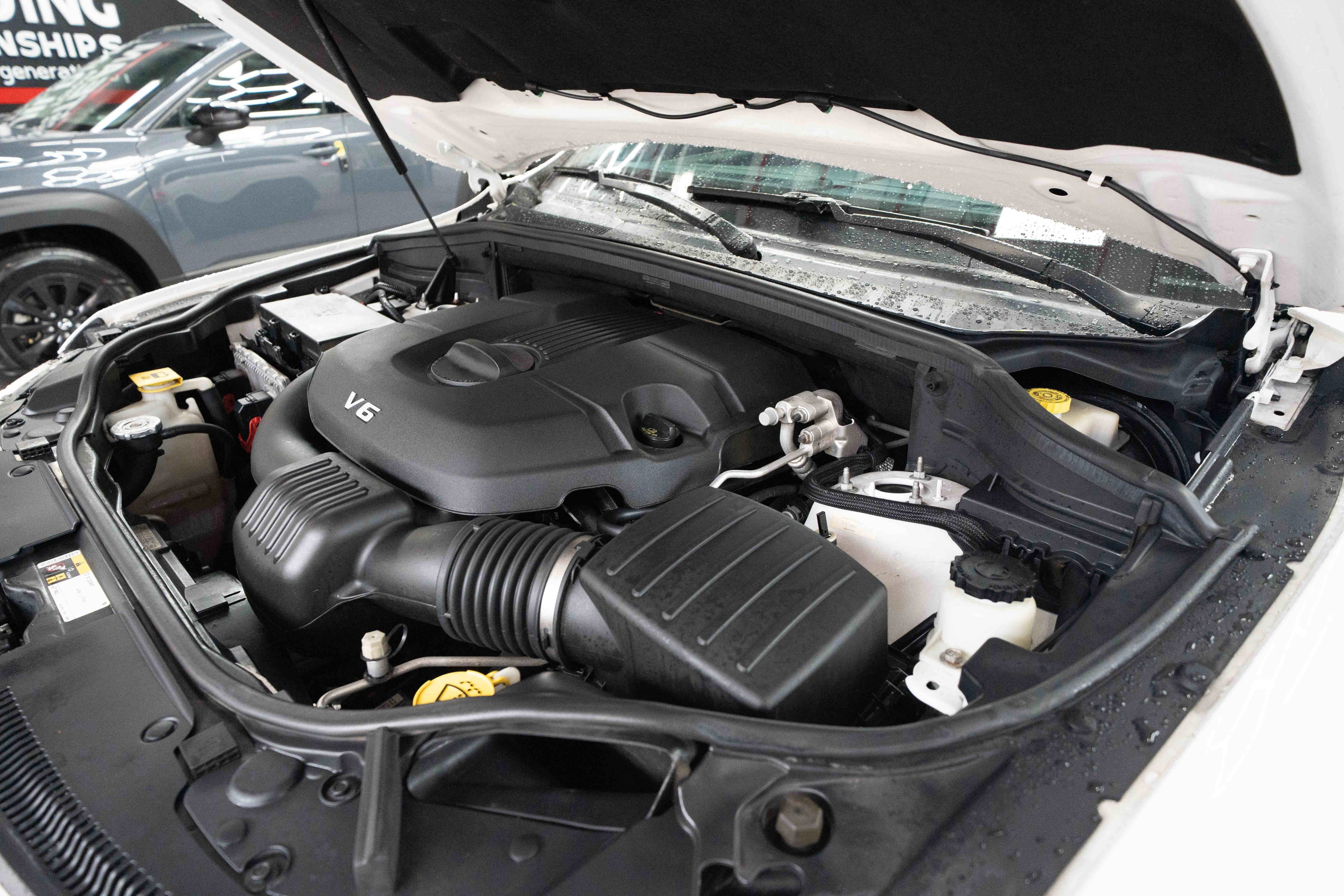 Used 2015 Jeep Grand Cherokee Altitude image 34