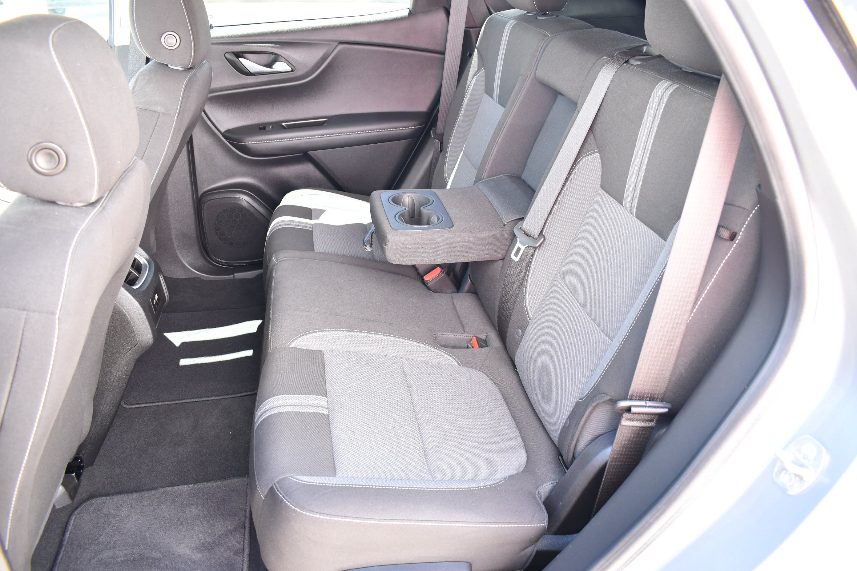 Used 2023 Chevrolet Blazer LT w/ Convenience Package FWD image 24
