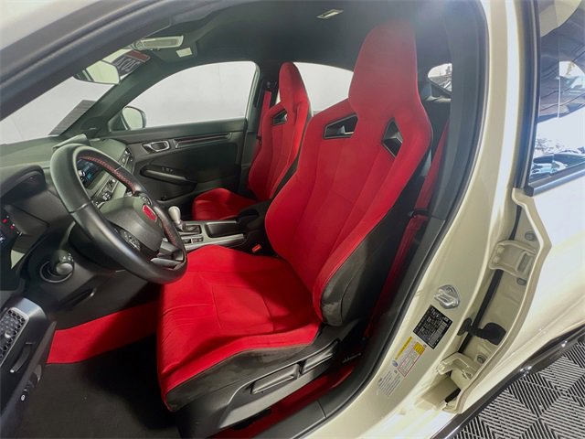 Used 2024 Honda Civic Type R image 9