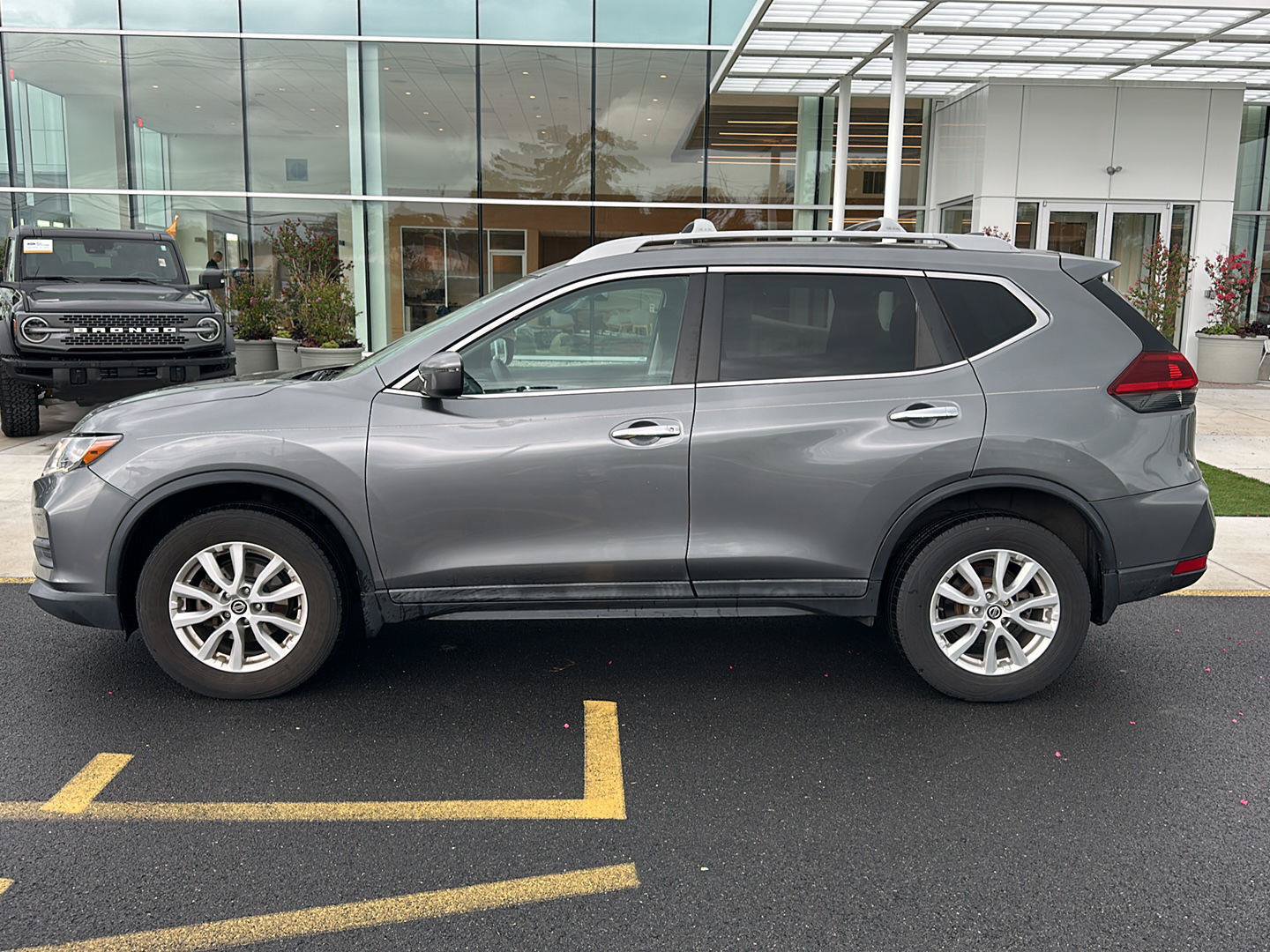 Used 2020 Nissan Rogue S w/ Special Edition Package AWD/4WD image 8