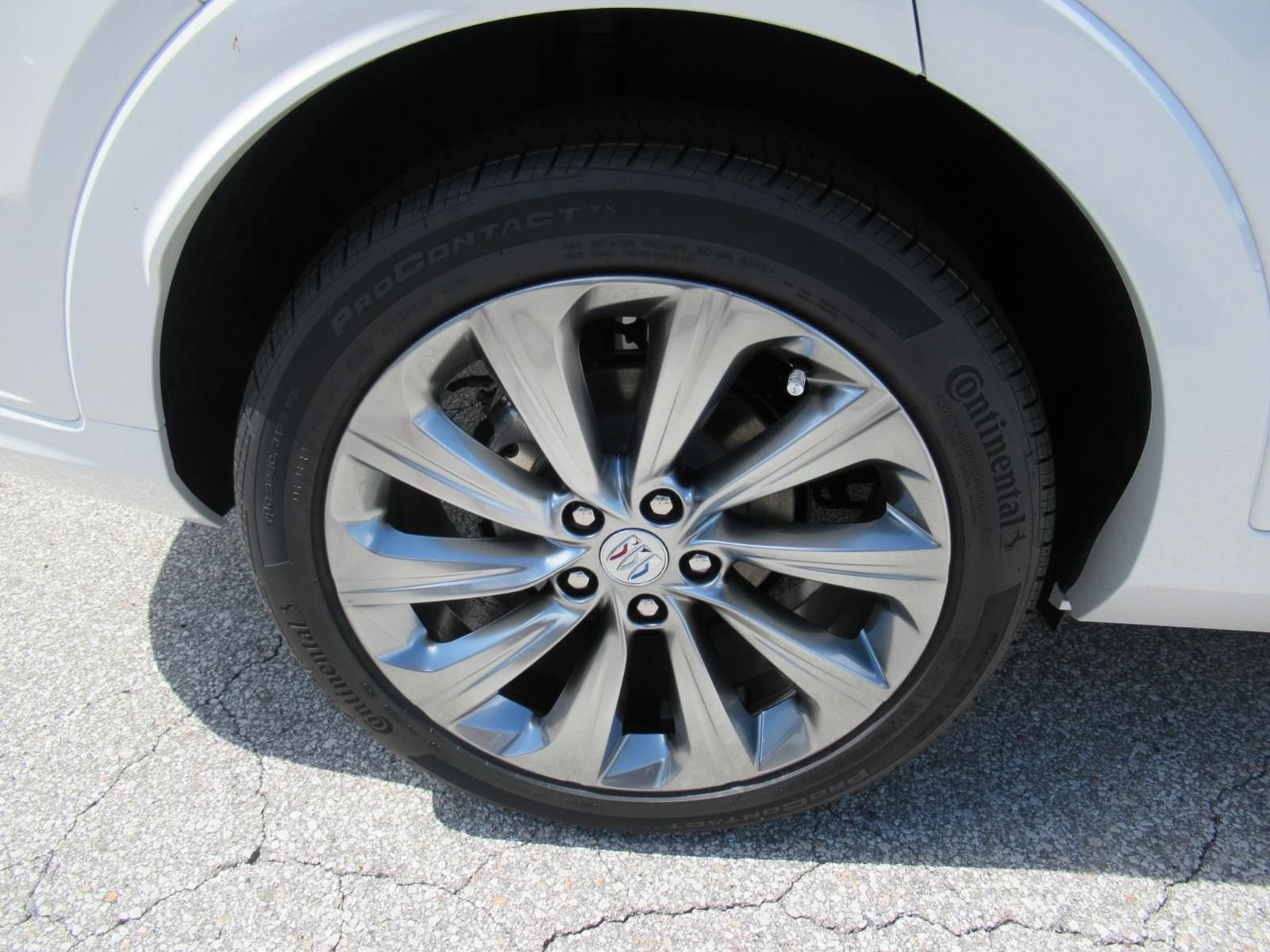 New 2026 Buick Envista Sport Touring FWD image 8