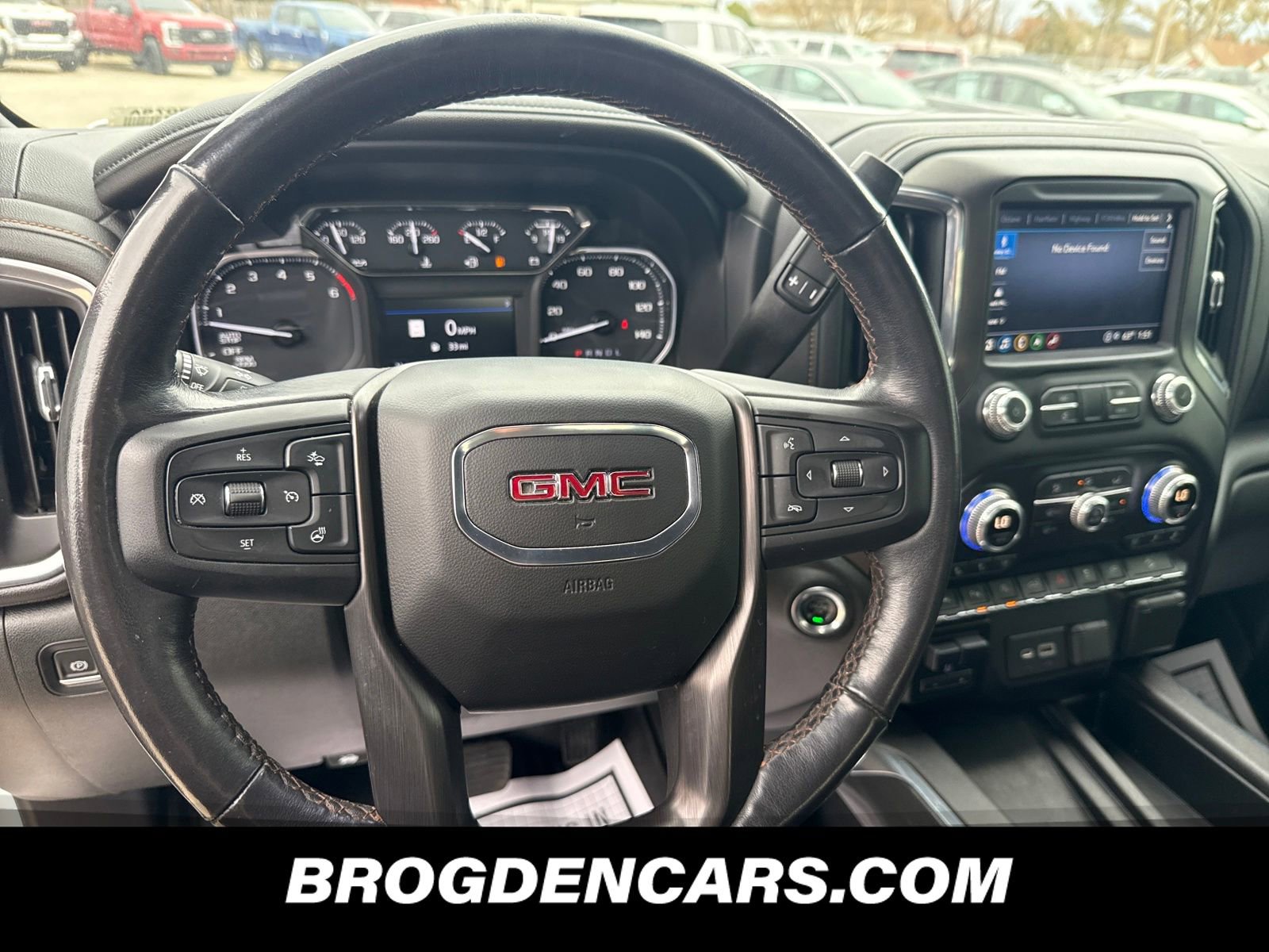 Used 2021 GMC Sierra 1500 AT4 w/ AT4 Value Package image 4