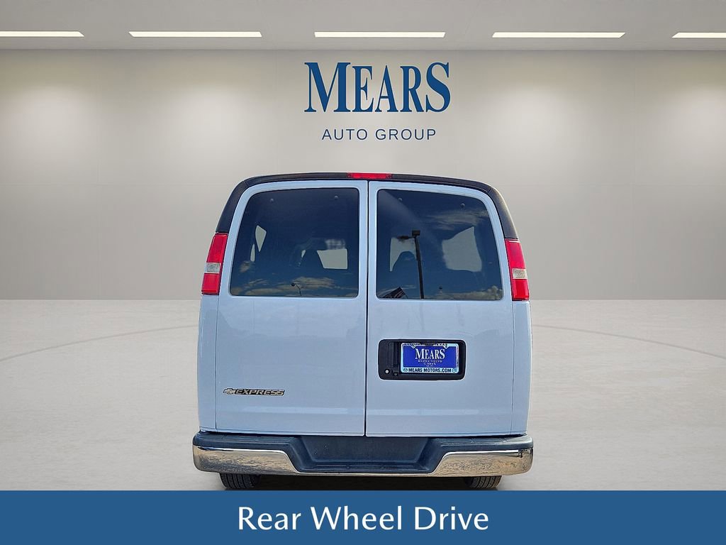 Used 2019 Chevrolet Express 3500 LT w/ LT Preferred Equipment Group image 5