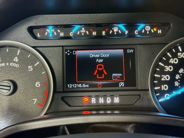 Used 2018 Ford F150 XLT w/ Equipment Group 302A Luxury AWD/4WD image 12