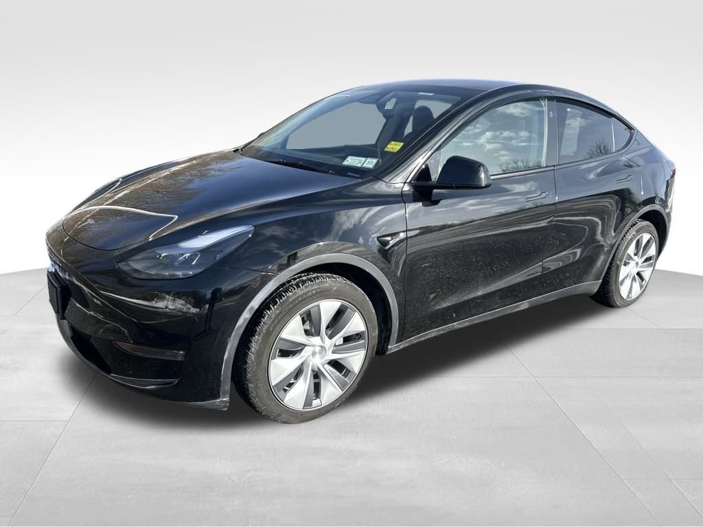 Used 2024 Tesla Model Y Long Range image 1