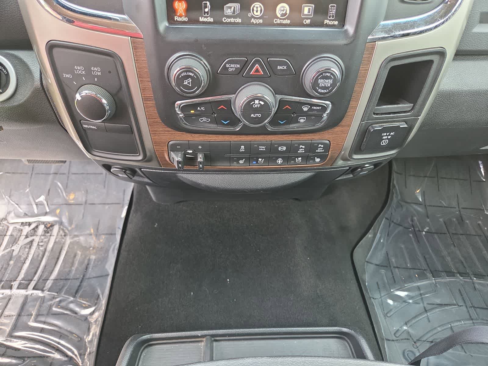 Used 2016 RAM 2500 Laramie AWD/4WD image 25