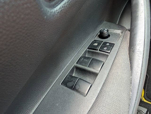 Used 2021 Toyota Corolla LE image 33