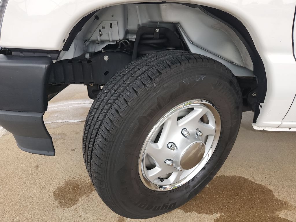 Used 2023 Ford E-350 and Econoline 350 Super Duty w/ Driver's Safety Package RWD image 34